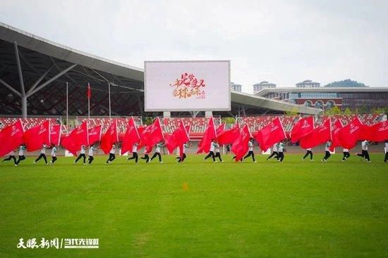 第29分钟，两名后卫的配合，迪亚斯长传，格瓦迪奥尔冲进禁区胸部停球打门，踢得太正被挡出。